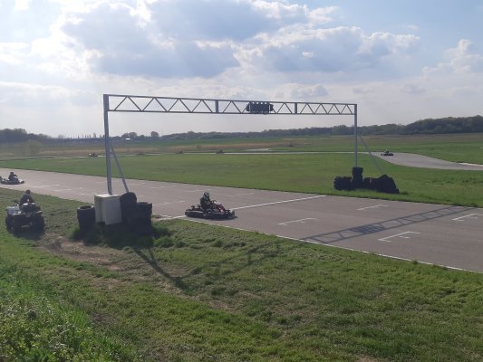 FIRMEN GOKART WETTBEWERB