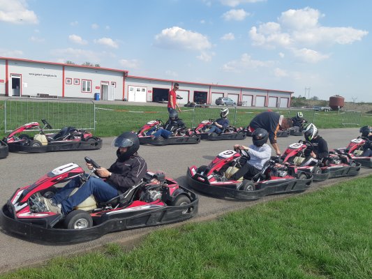 FIRMEN GOKART WETTBEWERB