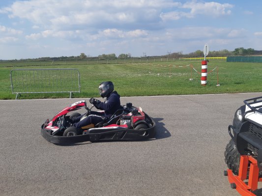 FIRMEN GOKART WETTBEWERB