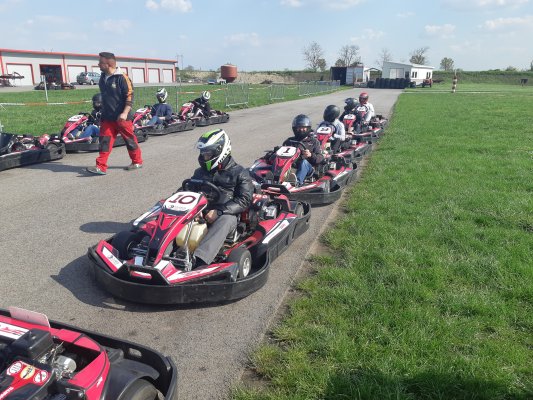 FIRMEN GOKART WETTBEWERB