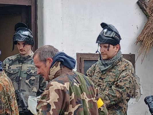 Csapatépítőt szerveztünk: Paintball csata Siófokon!