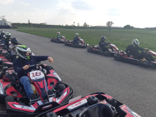 FIRMEN GOKART WETTBEWERB